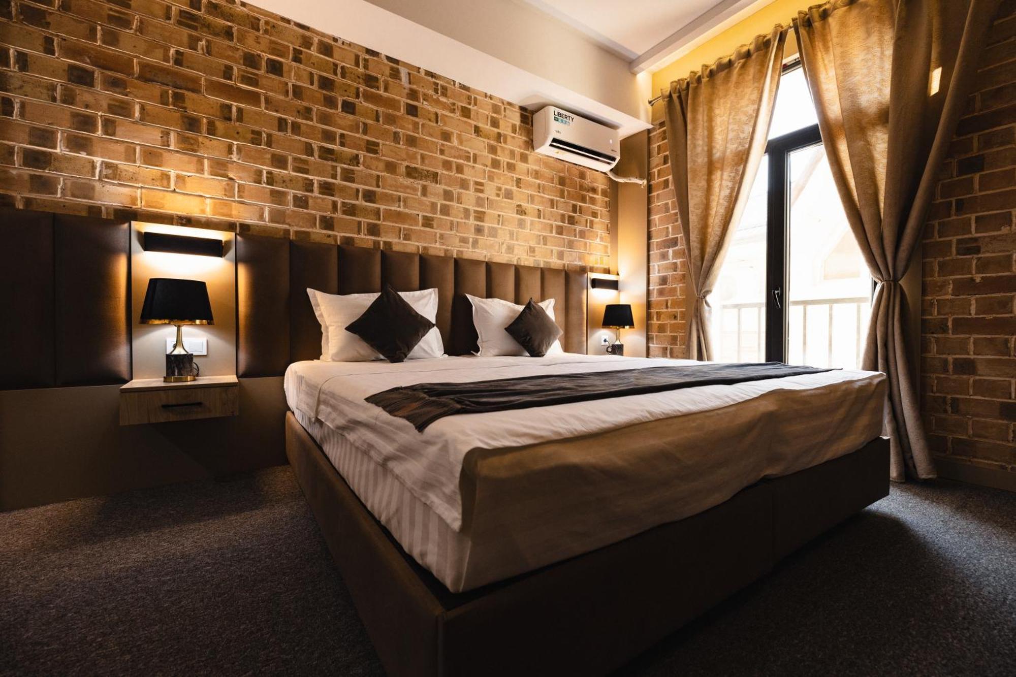 Art Air Hotel Tashkent Exterior photo